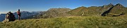 26 Dalla cima del Monte Avaro (2080 m) vista panoramica con Valletto a dx